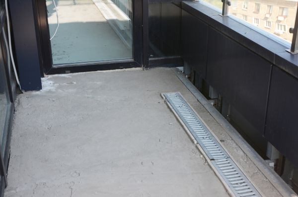 Cost of Veranda Drain Installation in Columbia
